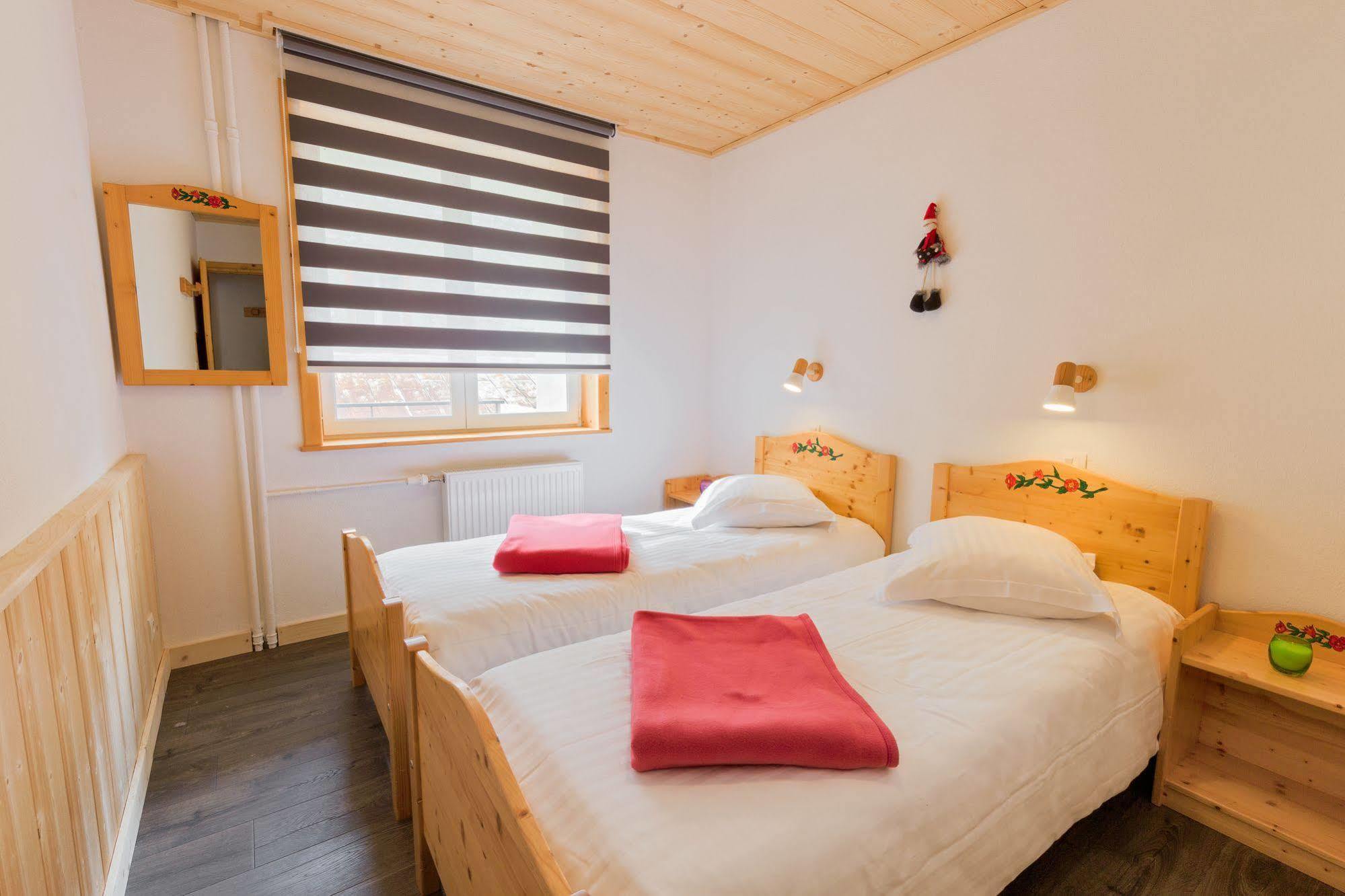 Residence Les Tavaillons Mijoux Luaran gambar